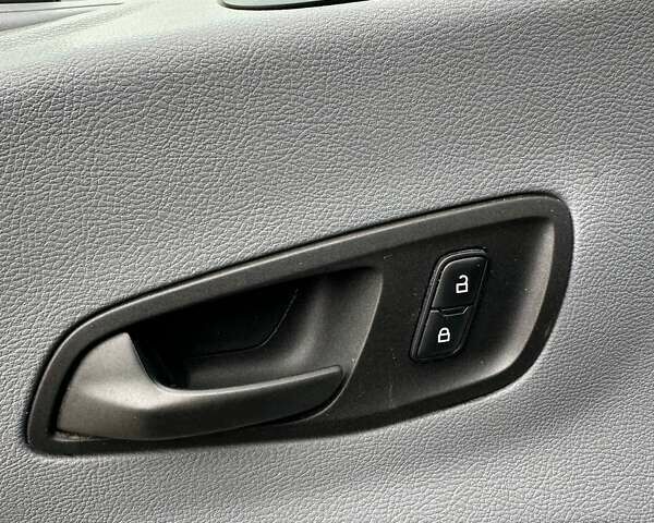 Форд Транзит 2014 в Днепре (Днепропетровске) на Automoto.ua Белый Форд Транзит, объемом двигателя 2.2 л и пробегом 87 тыс. км за 16500 $, фото 17 на Automoto.ua