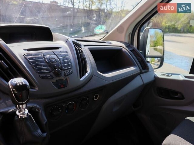 Белый Форд Транзит, объемом двигателя 2.2 л и пробегом 300 тыс. км за 12500 $, фото 22 на Automoto.ua