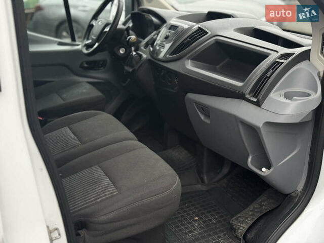 Білий Форд Транзит, об'ємом двигуна 2.2 л та пробігом 268 тис. км за 11000 $, фото 43 на Automoto.ua