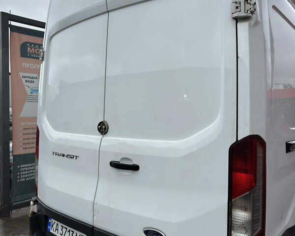 Белый Форд Транзит, объемом двигателя 2.2 л и пробегом 275 тыс. км за 12000 $, фото 10 на Automoto.ua