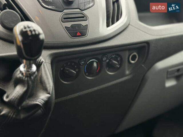 Білий Форд Транзит, об'ємом двигуна 2.2 л та пробігом 268 тис. км за 11000 $, фото 37 на Automoto.ua