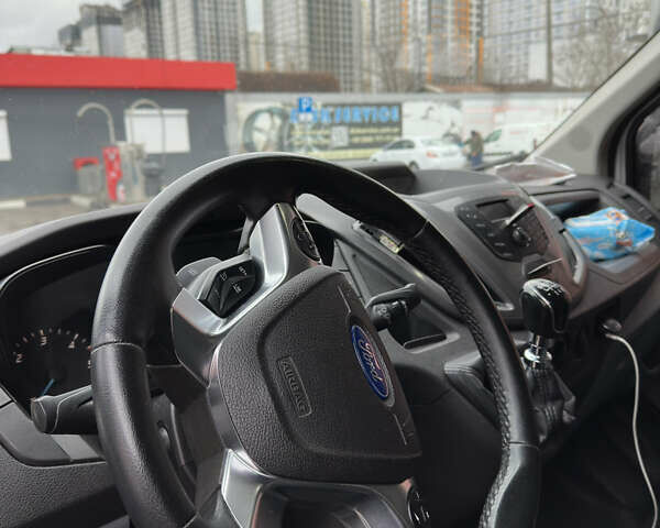 Білий Форд Транзит, об'ємом двигуна 2.2 л та пробігом 325 тис. км за 11000 $, фото 14 на Automoto.ua