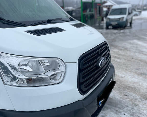 Белый Форд Транзит, объемом двигателя 2.2 л и пробегом 320 тыс. км за 12700 $, фото 3 на Automoto.ua