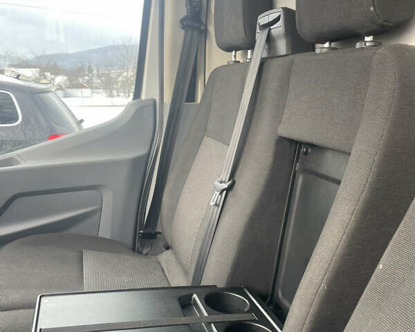 Белый Форд Транзит, объемом двигателя 2.2 л и пробегом 320 тыс. км за 12700 $, фото 11 на Automoto.ua