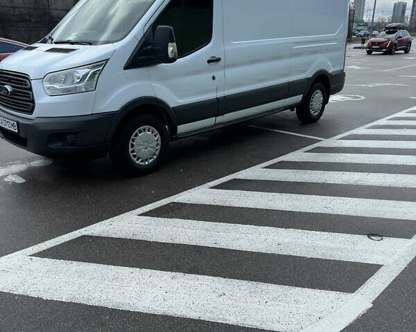 Білий Форд Транзит, об'ємом двигуна 2.2 л та пробігом 325 тис. км за 11000 $, фото 1 на Automoto.ua