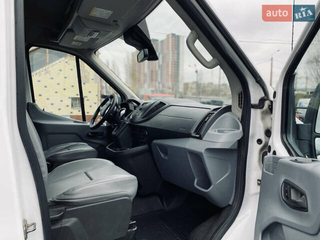 Білий Форд Транзит, об'ємом двигуна 3.73 л та пробігом 223 тис. км за 11200 $, фото 21 на Automoto.ua