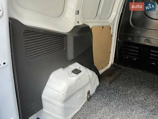 Білий Форд Транзит, об'ємом двигуна 1.5 л та пробігом 193 тис. км за 7900 $, фото 14 на Automoto.ua