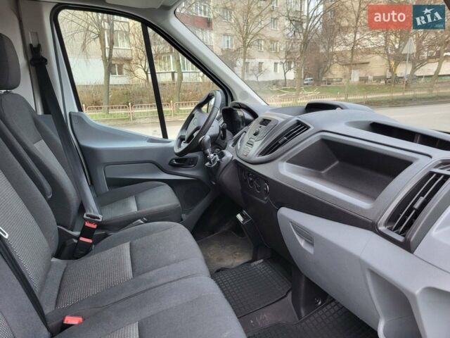 Белый Форд Транзит, объемом двигателя 2.2 л и пробегом 330 тыс. км за 17600 $, фото 16 на Automoto.ua