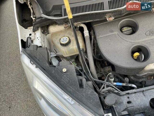 Білий Форд Транзит, об'ємом двигуна 1.5 л та пробігом 193 тис. км за 7900 $, фото 18 на Automoto.ua