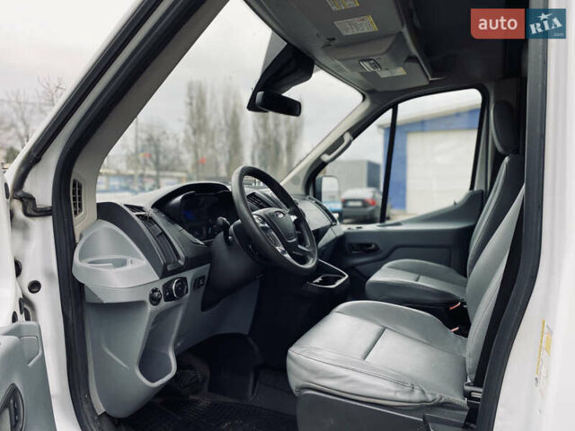 Білий Форд Транзит, об'ємом двигуна 3.73 л та пробігом 223 тис. км за 11200 $, фото 15 на Automoto.ua