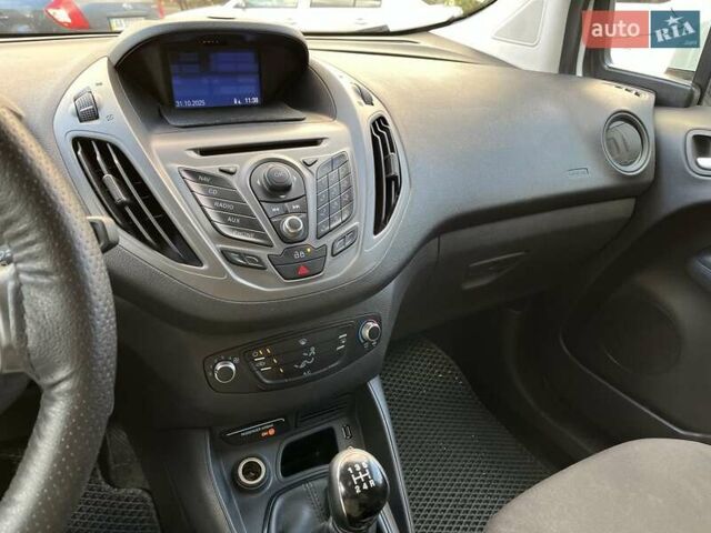 Білий Форд Транзит, об'ємом двигуна 1.5 л та пробігом 193 тис. км за 7900 $, фото 8 на Automoto.ua