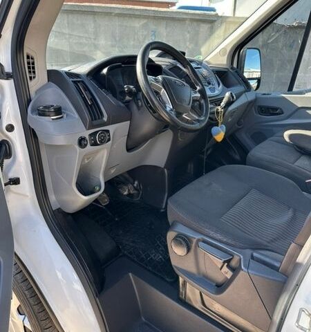 Белый Форд Транзит, объемом двигателя 2.2 л и пробегом 240 тыс. км за 16000 $, фото 12 на Automoto.ua