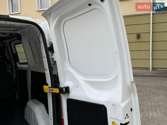 Білий Форд Транзит, об'ємом двигуна 2.2 л та пробігом 284 тис. км за 11490 $, фото 25 на Automoto.ua