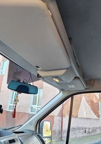 Білий Форд Транзит, об'ємом двигуна 2.2 л та пробігом 147 тис. км за 14800 $, фото 33 на Automoto.ua