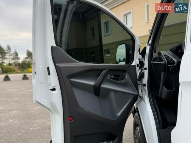 Білий Форд Транзит, об'ємом двигуна 2.2 л та пробігом 284 тис. км за 11490 $, фото 15 на Automoto.ua