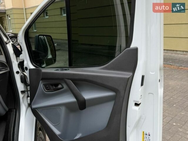 Білий Форд Транзит, об'ємом двигуна 2.2 л та пробігом 284 тис. км за 11490 $, фото 34 на Automoto.ua