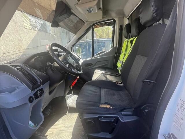Білий Форд Транзит, об'ємом двигуна 2.2 л та пробігом 1 тис. км за 16700 $, фото 6 на Automoto.ua