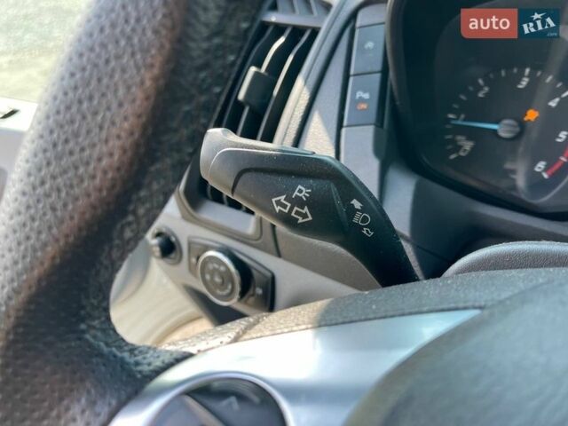 Белый Форд Транзит, объемом двигателя 2.2 л и пробегом 312 тыс. км за 16490 $, фото 19 на Automoto.ua