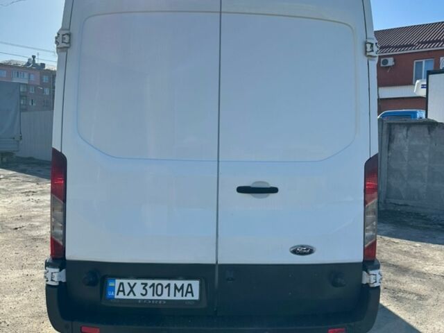 Білий Форд Транзит, об'ємом двигуна 2.2 л та пробігом 240 тис. км за 16000 $, фото 2 на Automoto.ua