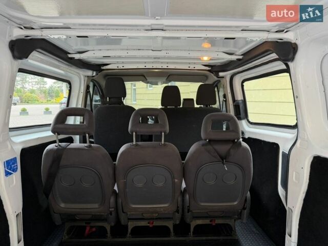 Білий Форд Транзит, об'ємом двигуна 2.2 л та пробігом 284 тис. км за 11490 $, фото 29 на Automoto.ua
