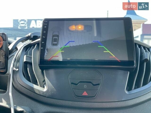 Белый Форд Транзит, объемом двигателя 2.2 л и пробегом 312 тыс. км за 16490 $, фото 26 на Automoto.ua