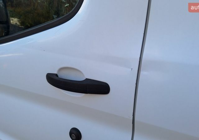 Білий Форд Транзит, об'ємом двигуна 2.2 л та пробігом 147 тис. км за 14800 $, фото 8 на Automoto.ua