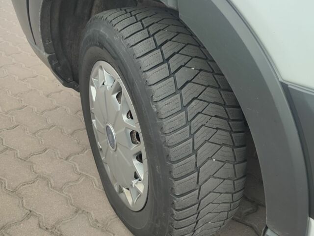 Белый Форд Транзит, объемом двигателя 2 л и пробегом 502 тыс. км за 312 $, фото 8 на Automoto.ua