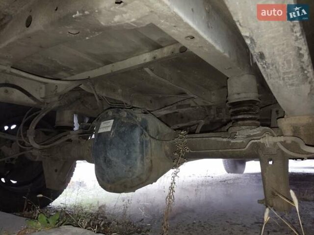 Белый Форд Транзит, объемом двигателя 2 л и пробегом 248 тыс. км за 15000 $, фото 27 на Automoto.ua