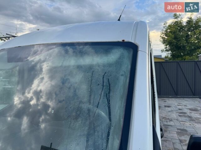 Белый Форд Транзит, объемом двигателя 2 л и пробегом 262 тыс. км за 11500 $, фото 9 на Automoto.ua