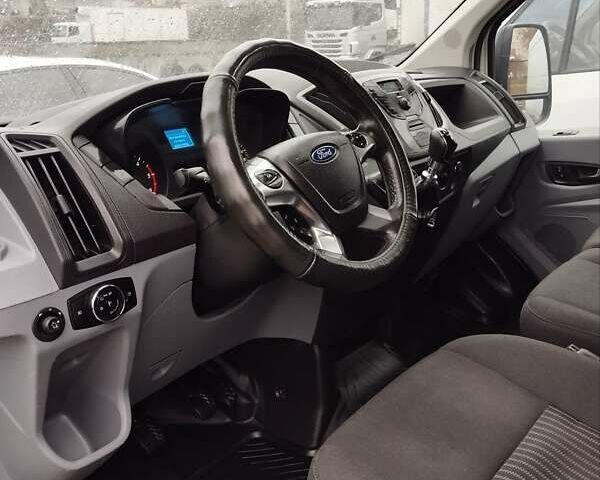 Белый Форд Транзит, объемом двигателя 2 л и пробегом 248 тыс. км за 15000 $, фото 4 на Automoto.ua