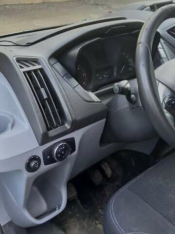 Белый Форд Транзит, объемом двигателя 2 л и пробегом 210 тыс. км за 14200 $, фото 6 на Automoto.ua