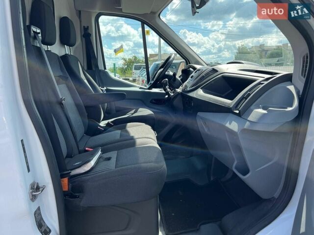 Білий Форд Транзит, об'ємом двигуна 2 л та пробігом 117 тис. км за 15500 $, фото 28 на Automoto.ua