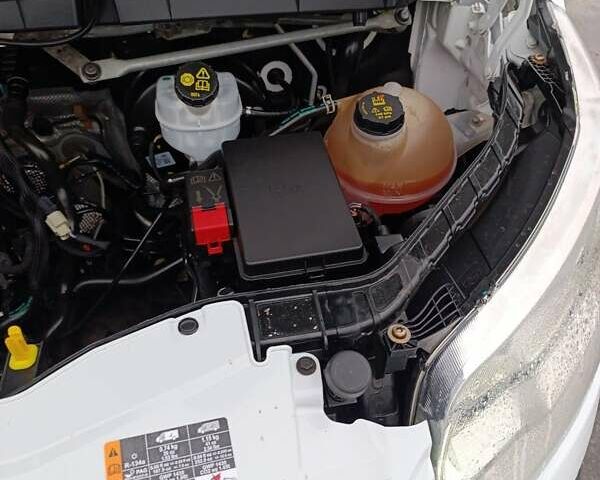 Белый Форд Транзит, объемом двигателя 2 л и пробегом 250 тыс. км за 15500 $, фото 10 на Automoto.ua