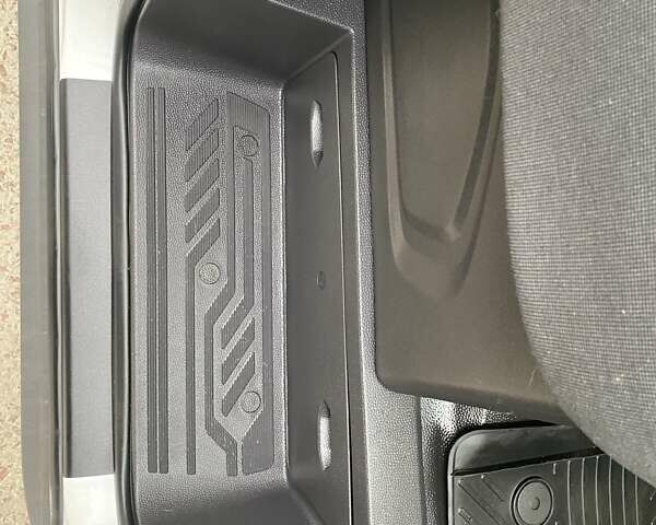 Білий Форд Транзит, об'ємом двигуна 2 л та пробігом 233 тис. км за 18700 $, фото 29 на Automoto.ua