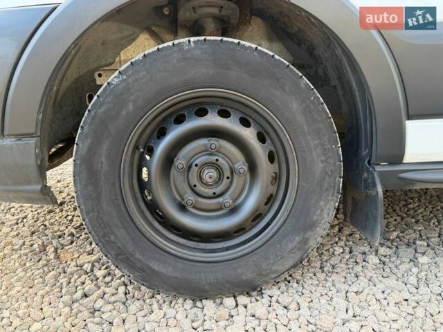 Білий Форд Транзит, об'ємом двигуна 2 л та пробігом 276 тис. км за 14200 $, фото 36 на Automoto.ua