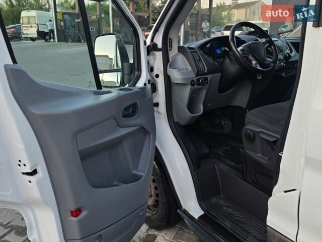 Белый Форд Транзит, объемом двигателя 2 л и пробегом 201 тыс. км за 15600 $, фото 10 на Automoto.ua