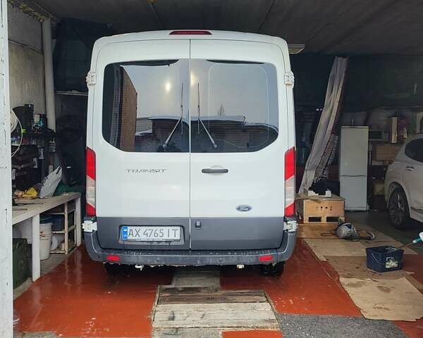 Белый Форд Транзит, объемом двигателя 2 л и пробегом 332 тыс. км за 16000 $, фото 27 на Automoto.ua
