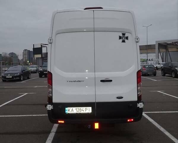 Белый Форд Транзит, объемом двигателя 2 л и пробегом 248 тыс. км за 15000 $, фото 2 на Automoto.ua