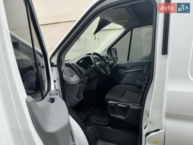 Белый Форд Транзит, объемом двигателя 2 л и пробегом 325 тыс. км за 14500 $, фото 6 на Automoto.ua