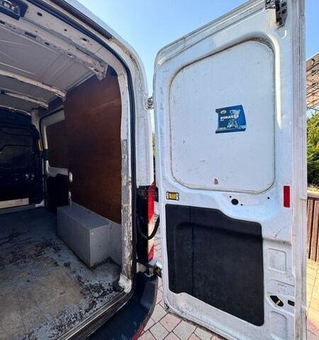 Белый Форд Транзит, объемом двигателя 2 л и пробегом 112 тыс. км за 15200 $, фото 6 на Automoto.ua