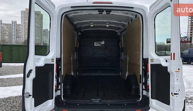 Білий Форд Транзит, об'ємом двигуна 2 л та пробігом 233 тис. км за 18700 $, фото 9 на Automoto.ua