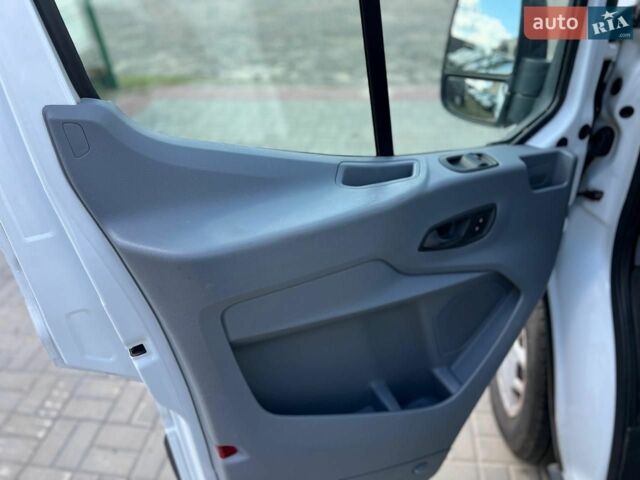 Білий Форд Транзит, об'ємом двигуна 2 л та пробігом 117 тис. км за 15500 $, фото 47 на Automoto.ua