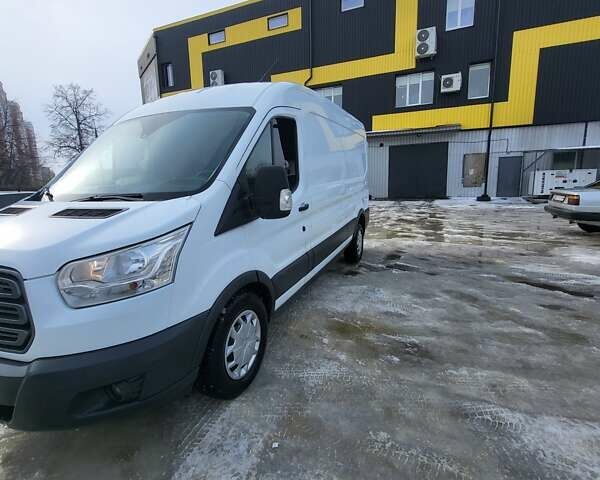 Белый Форд Транзит, объемом двигателя 2 л и пробегом 332 тыс. км за 16000 $, фото 1 на Automoto.ua