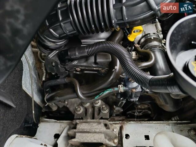 Белый Форд Транзит, объемом двигателя 2 л и пробегом 250 тыс. км за 15500 $, фото 12 на Automoto.ua