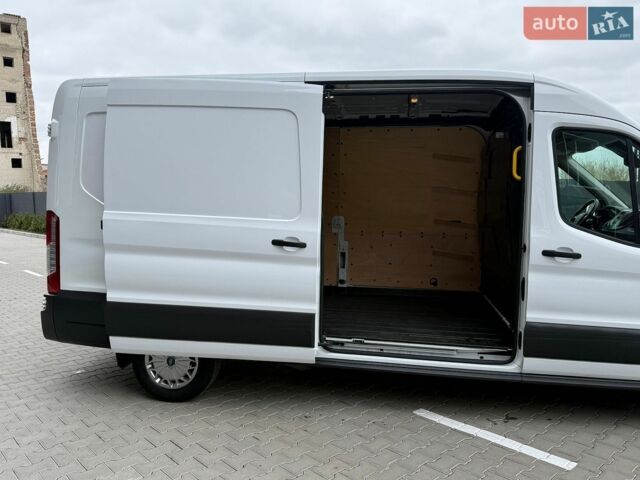 Белый Форд Транзит, объемом двигателя 2 л и пробегом 184 тыс. км за 17900 $, фото 67 на Automoto.ua