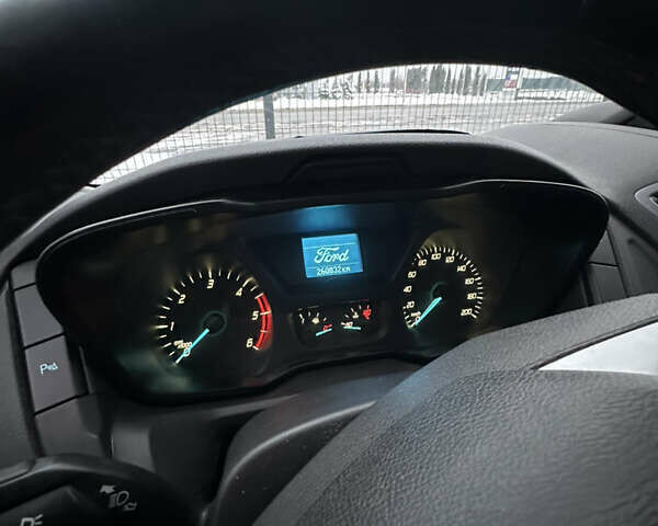 Білий Форд Транзит, об'ємом двигуна 2 л та пробігом 255 тис. км за 13500 $, фото 4 на Automoto.ua
