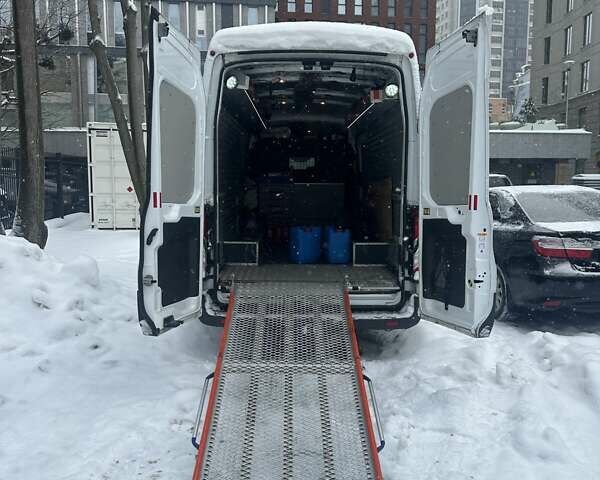 Белый Форд Транзит, объемом двигателя 2 л и пробегом 44 тыс. км за 31000 $, фото 8 на Automoto.ua