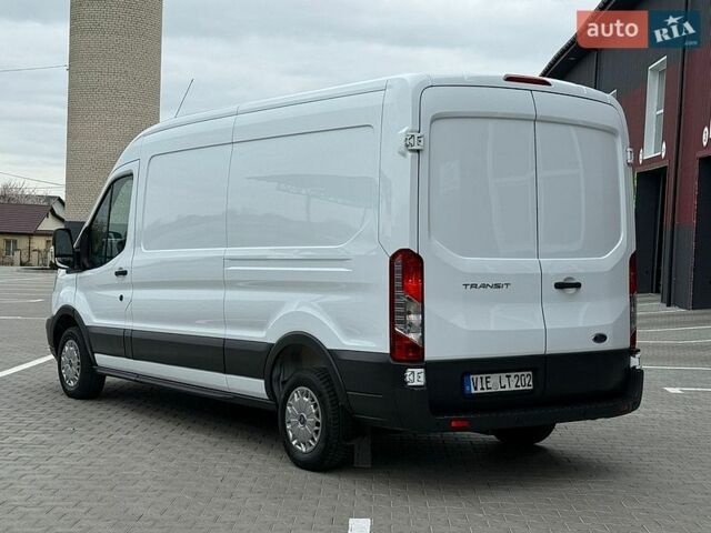 Белый Форд Транзит, объемом двигателя 2 л и пробегом 184 тыс. км за 17900 $, фото 3 на Automoto.ua