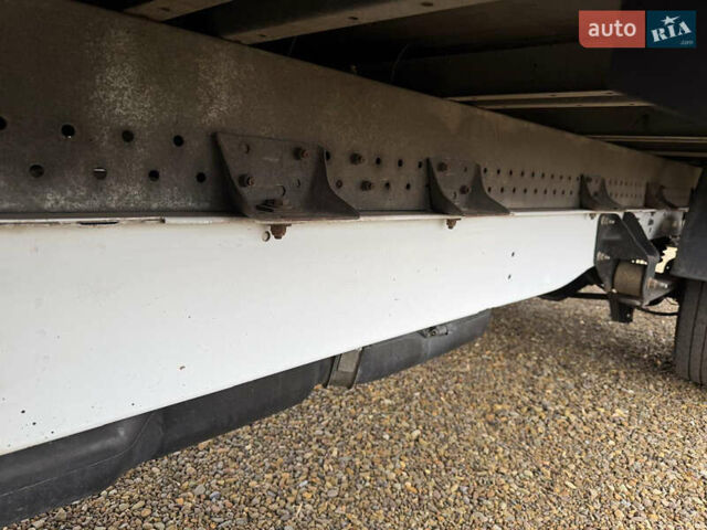 Білий Форд Транзит, об'ємом двигуна 2 л та пробігом 180 тис. км за 17500 $, фото 14 на Automoto.ua