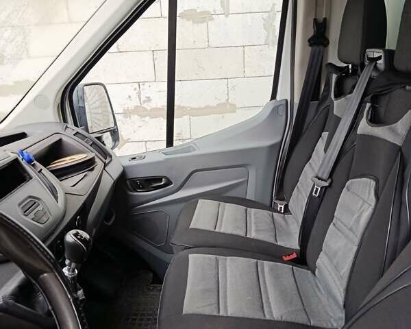 Білий Форд Транзит, об'ємом двигуна 2 л та пробігом 190 тис. км за 17000 $, фото 4 на Automoto.ua